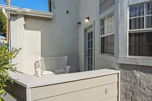 974 Sapphire St, San Diego, CA 92109 - Photo 16