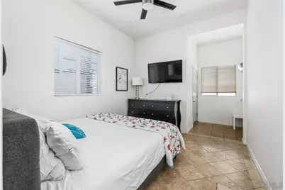  714-16 York Ct, San Diego, CA 92109 - Photo 12