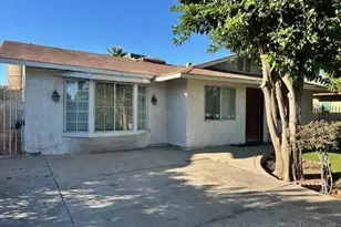 904 Salvador Guilin St, Calexico, CA 92231 - Photo 14