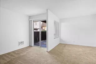 8069 Caminito de Pizza, San Diego, CA 92108 - Photo 14