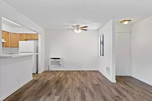 8069 Caminito de Pizza, San Diego, CA 92108 - Photo 4