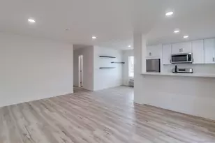 1478 Hornblend St, San Diego, CA 92109 - Photo 6