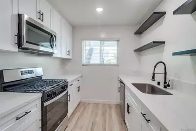  1478 Hornblend Street, San Diego, CA 92109 - Photo 4