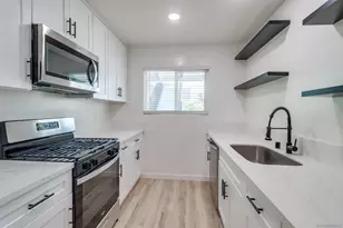 1478 Hornblend St, San Diego, CA 92109 - Photo 4