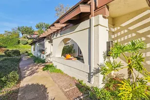 9805 Caminito Cuadro, San Diego, CA 92129 - Photo 2