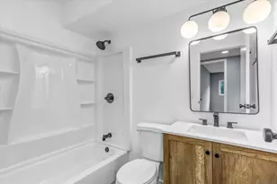 3845 Groton St, San Diego, CA 92110 - Photo 14