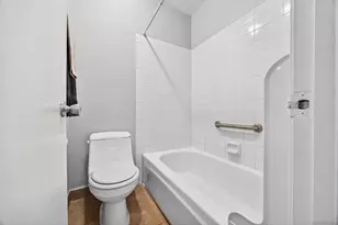 3290 Ashford St, San Diego, CA 92111 - Photo 10