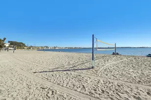 1235 Parker Pl, San Diego, CA 92109 - Photo 6