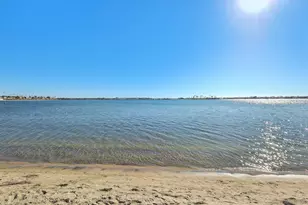 1235 Parker Pl, San Diego, CA 92109 - Photo 8