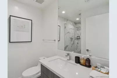  2355 Front St, San Diego, CA 92101 - Photo 22