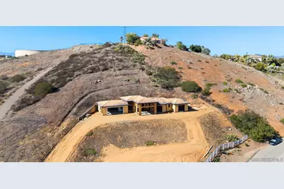  3916 Citrus Dr, Fallbrook, CA 92028 - Photo 6