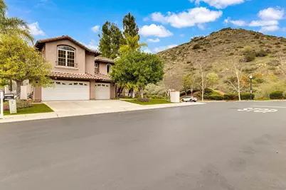  2251 Orchard View Lane, Escondido, CA 92027 - Photo 12