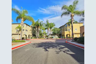  671 Paradise Way, National City, CA 91950 - Photo 4