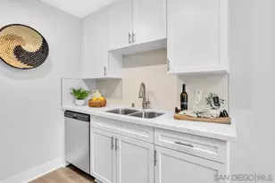 8644 Via Mallorca, La Jolla, CA 92037 - Photo 18