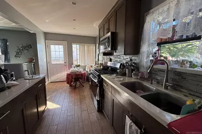  2523 Pergl Street, Lemon Grove, CA 91945 - Photo 10