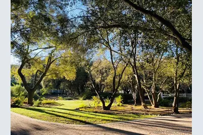  45455 Lorenz Ln, Temecula, CA 92590 - Photo 2