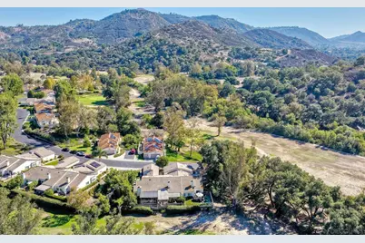  29414 Circle R Greens Drive, Escondido, CA 92026 - Photo 2