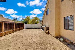 2010 Palsero Ave, Escondido, CA 92029 - Photo 32