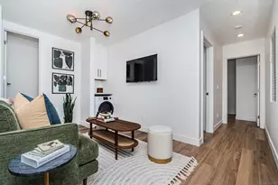 1001-11 3rd St, Coronado, CA 92118 - Photo 16