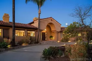 28751 Sandhurst Way, Escondido, CA 92026 - Photo 2