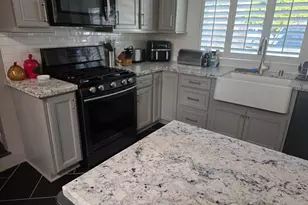 7175 Stanford Ave, La Mesa, CA 91942 - Photo 14