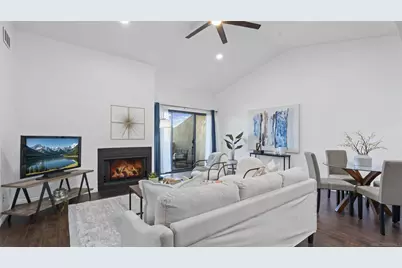  3633 Avocado Village Ct # 140, La Mesa, CA 91941 - Photo 2