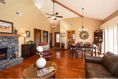  8541 Circle R Course, Escondido, CA 92026 - Photo 2