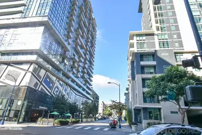  425 W Beech Street #408, San Diego, CA 92101 - Photo 2