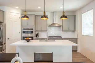 39297 Kindler Ln, Temecula, CA 92591 - Photo 2