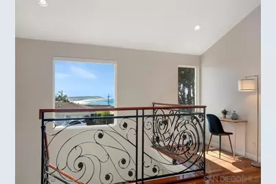  918 Sandpiper Pl, La Jolla, CA 92037 - Photo 16
