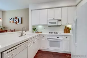 10776 Sabre Hill Dr, San Diego, CA 92128 - Photo 16