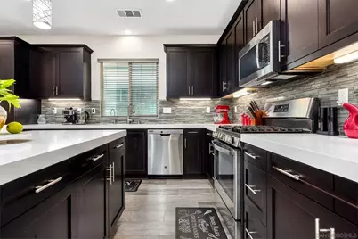  2018 Avenida Artana, Chula Vista, CA 91913 - Photo 4