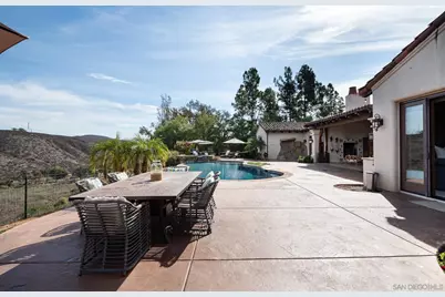  16531 Zumaque, Rancho Santa Fe, CA 92067 - Photo 34