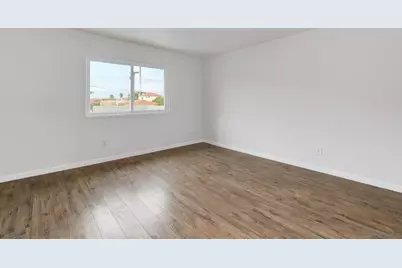  685 Seacoast Dr, Imperial Beach, CA 91932 - Photo 24