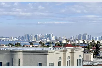  370 Rosecrans St #302, San Diego, CA 92106 - Photo 6