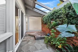 27 Greenview Dr, Carlsbad, CA 92009 - Photo 30