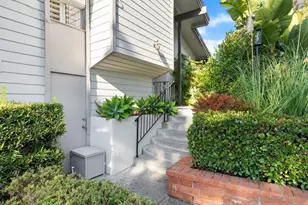 27 Greenview Dr, Carlsbad, CA 92009 - Photo 4