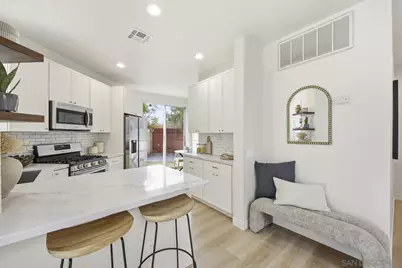  10919 Caminito Arcada, San Diego, CA 92131 - Photo 2