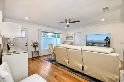  1221 4th St, Coronado, CA 92118 - Photo 6