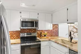 2630 Pirineos Way, Carlsbad, CA 92009 - Photo 12