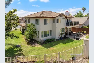 2090 Grand View Glen, Escondido, CA 92026 - Photo 2