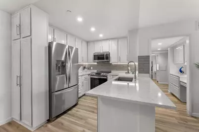  850 State Street #411, San Diego, CA 92101 - Photo 1