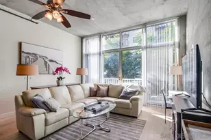 1025 Island Ave, San Diego, CA 92101 - Photo 2