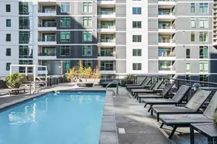 425 W Beech St, San Diego, CA 92101 - Photo 24