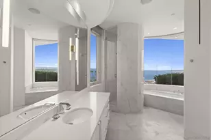 7455 Hillside Dr, La Jolla, CA 92037 - Photo 32