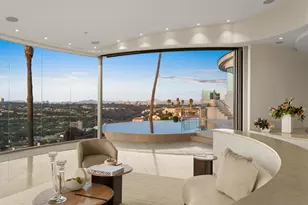 7455 Hillside Dr, La Jolla, CA 92037 - Photo 16