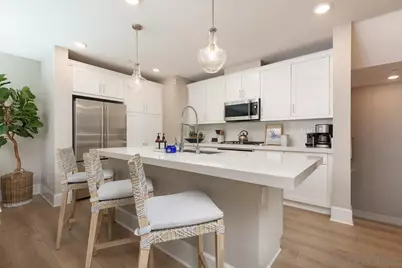  827 Jersey Court, San Diego, CA 92109 - Photo 6