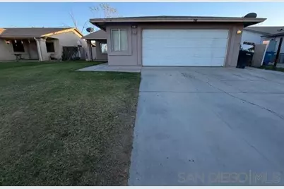  171 Southwind Dr, El Centro, CA 92243 - Photo 2