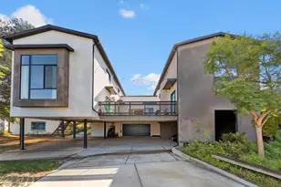 385 Juniper, Carlsbad, CA 92008 - Photo 2