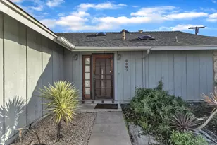 6907 Bettyhill Dr, San Diego, CA 92117 - Photo 32